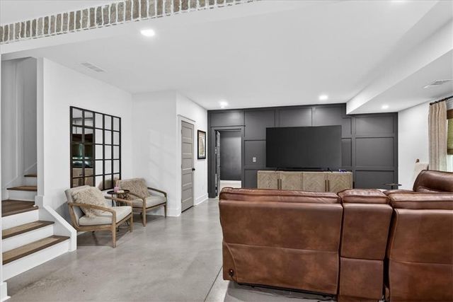 122 Brookfield Court SE, White, GA 30184