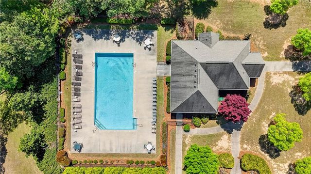 122 Brookfield Court SE, White, GA 30184