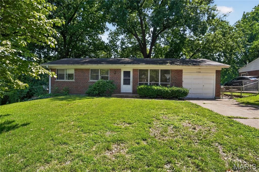 1758 Dowd Drive, Dellwood, MO 63136