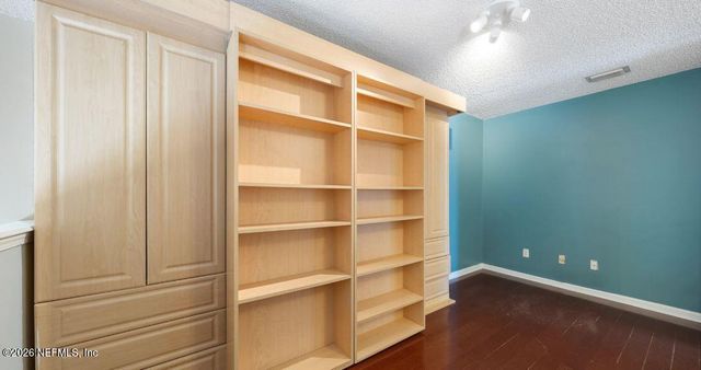 629 10TH Avenue S, Jacksonville Beach, FL 32250