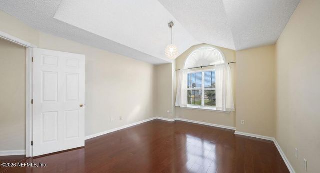 629 10TH Avenue S, Jacksonville Beach, FL 32250