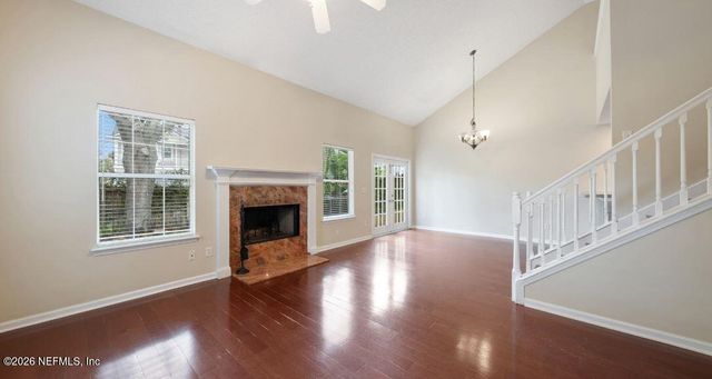 629 10TH Avenue S, Jacksonville Beach, FL 32250