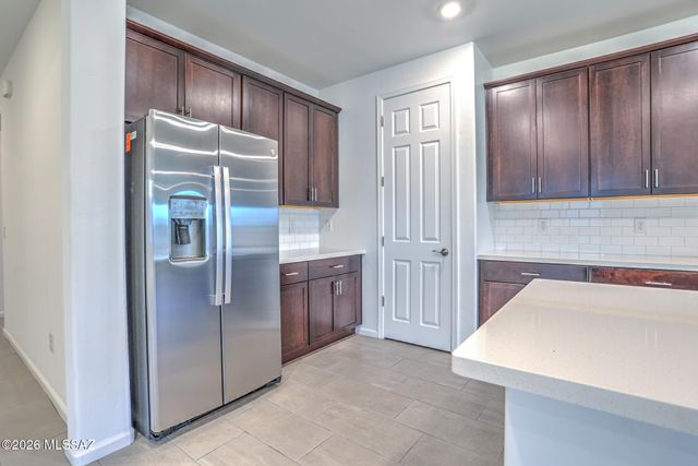 3040 W Chalfont Drive, Tucson, AZ 85742