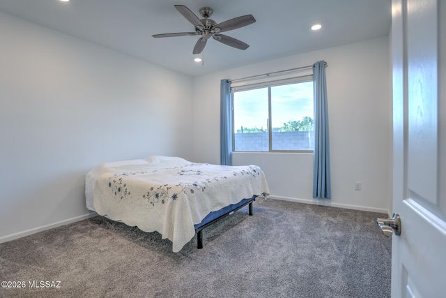 3040 W Chalfont Drive, Tucson, AZ 85742