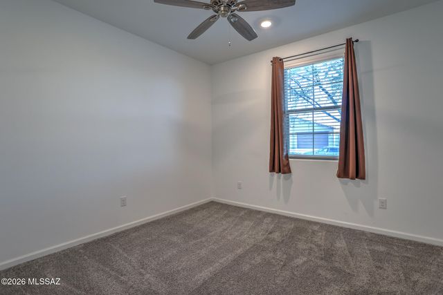 3040 W Chalfont Drive, Tucson, AZ 85742