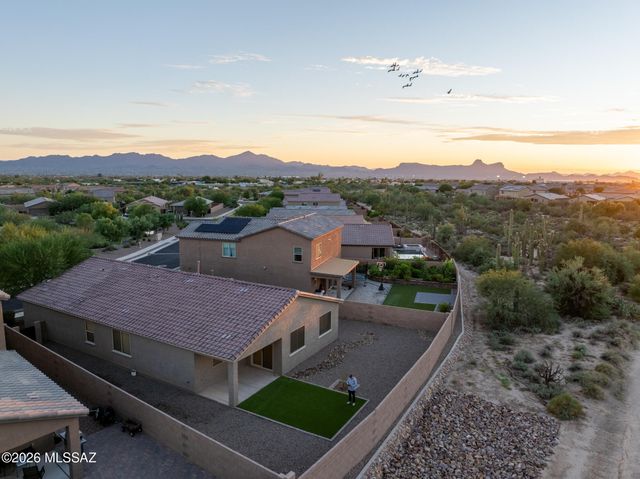 3040 W Chalfont Drive, Tucson, AZ 85742