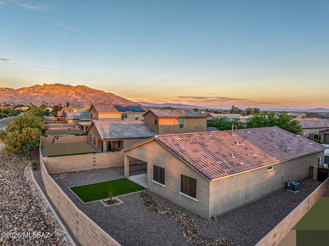 3040 W Chalfont Drive, Tucson, AZ 85742