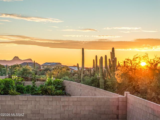 3040 W Chalfont Drive, Tucson, AZ 85742