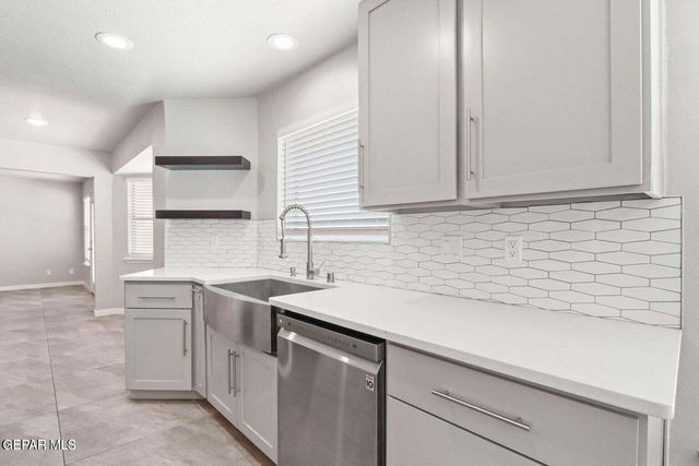 849 DULCE TIERRA Drive, El Paso, TX 79912