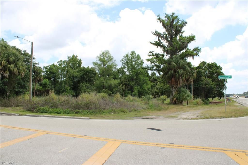 2643 Pine Island RD NE, Cape Coral, FL 33909