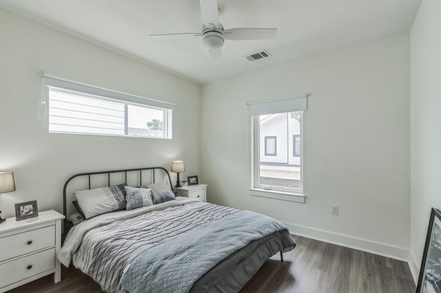 5816 Sutherlin RD 15, Austin, TX 78723