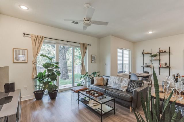 5816 Sutherlin RD 15, Austin, TX 78723