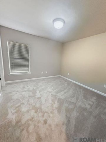 23204 Mango Dr, Denham Springs, LA 70726