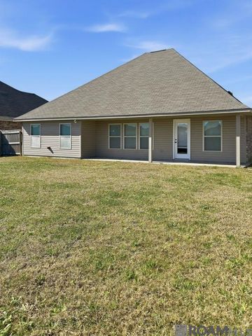 23204 Mango Dr, Denham Springs, LA 70726