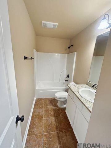 23204 Mango Dr, Denham Springs, LA 70726