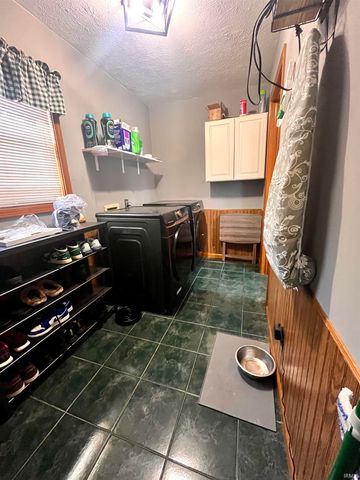 58205 Wayne Lane, South Bend, IN 46619