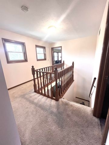 58205 Wayne Lane, South Bend, IN 46619