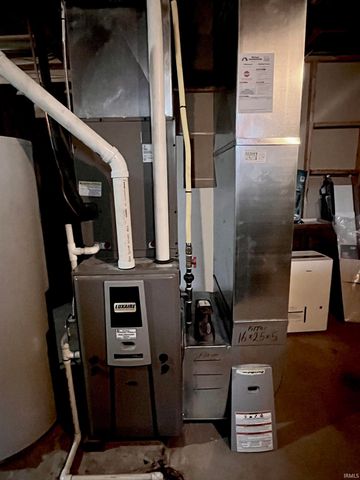 58205 Wayne Lane, South Bend, IN 46619