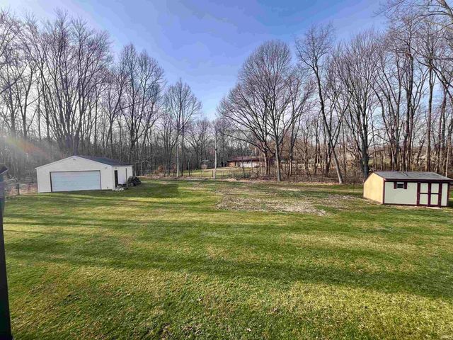 58205 Wayne Lane, South Bend, IN 46619