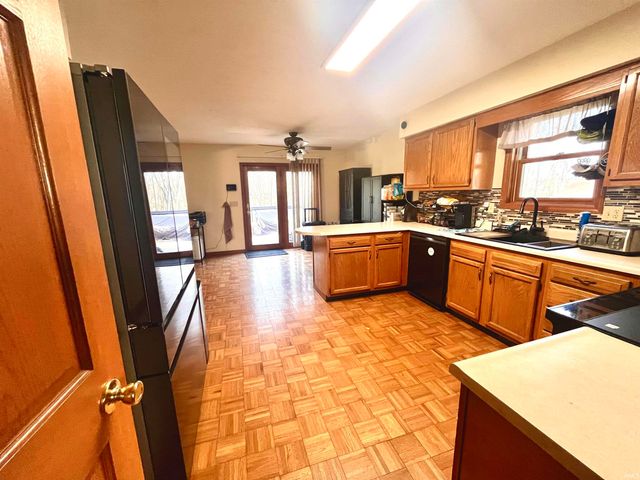 58205 Wayne Lane, South Bend, IN 46619