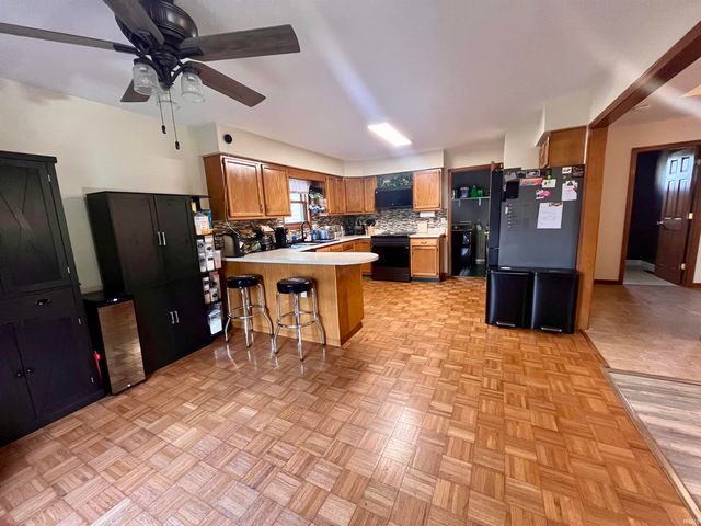 58205 Wayne Lane, South Bend, IN 46619