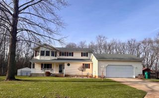 58205 Wayne Lane, South Bend, IN 46619