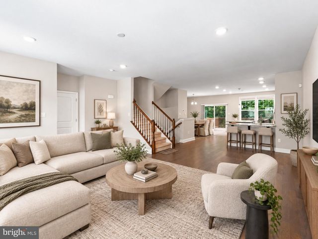 33 SULLIVAN WAY, Marlton, NJ 08053