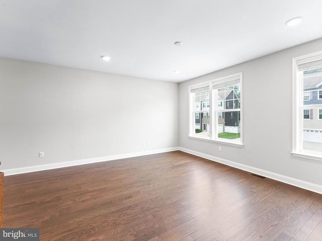 33 SULLIVAN WAY, Marlton, NJ 08053