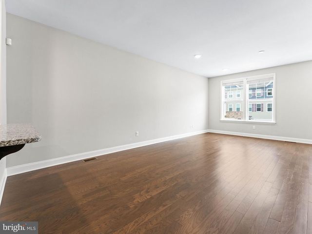 33 SULLIVAN WAY, Marlton, NJ 08053