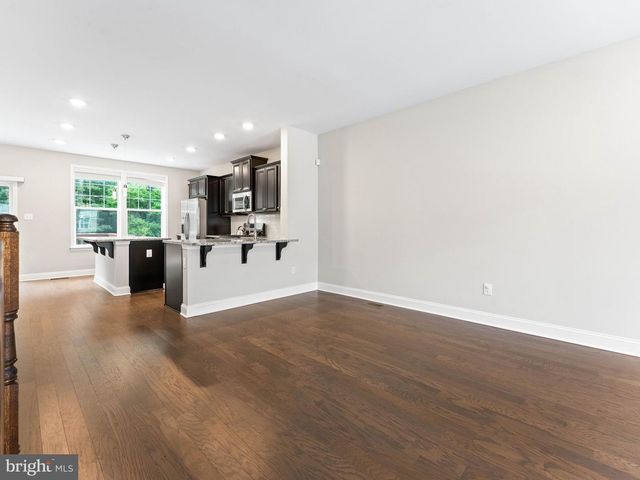 33 SULLIVAN WAY, Marlton, NJ 08053
