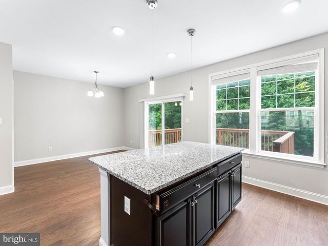 33 SULLIVAN WAY, Marlton, NJ 08053