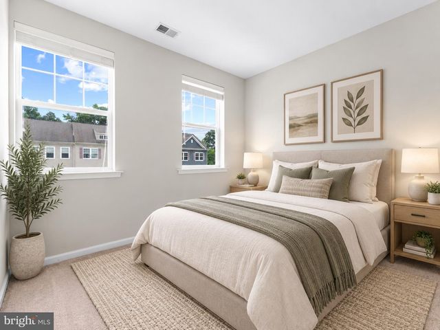 33 SULLIVAN WAY, Marlton, NJ 08053