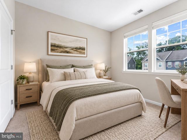 33 SULLIVAN WAY, Marlton, NJ 08053