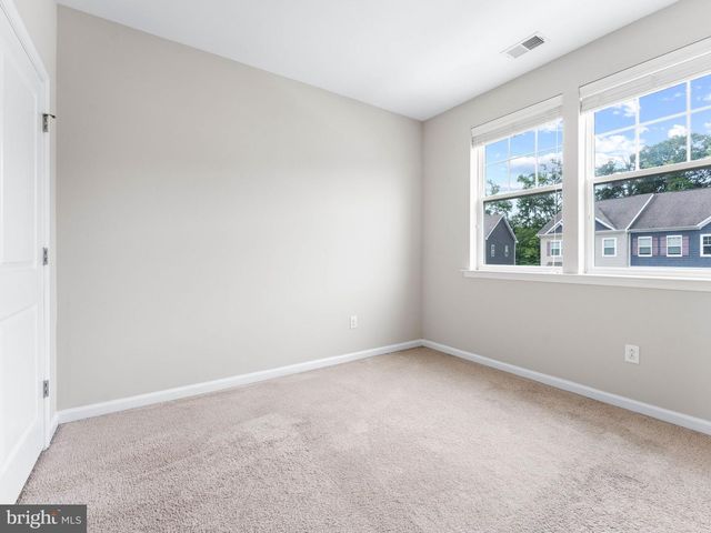 33 SULLIVAN WAY, Marlton, NJ 08053