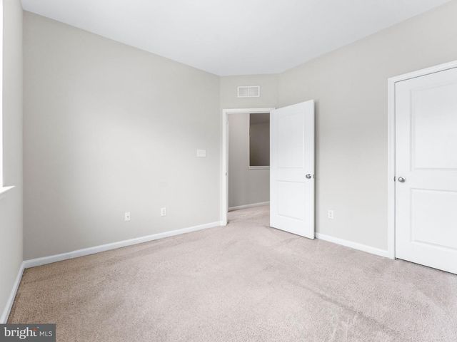 33 SULLIVAN WAY, Marlton, NJ 08053