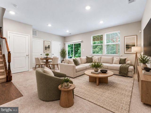 33 SULLIVAN WAY, Marlton, NJ 08053