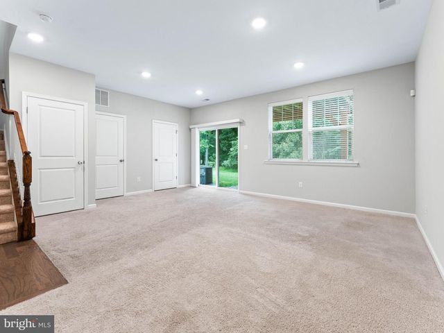 33 SULLIVAN WAY, Marlton, NJ 08053