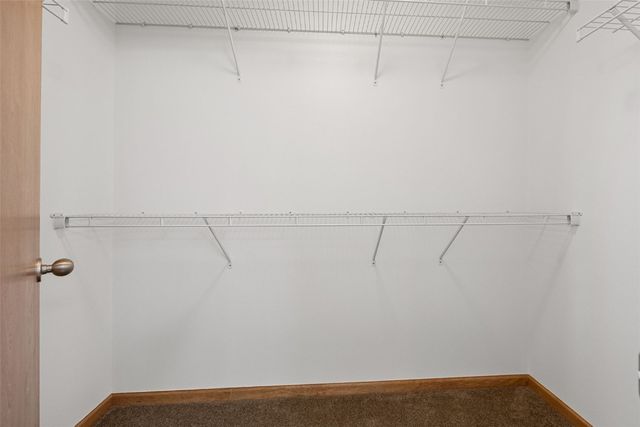 369 Raleigh Lane, Marion, IA 52302