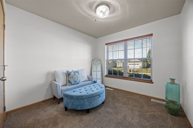 369 Raleigh Lane, Marion, IA 52302