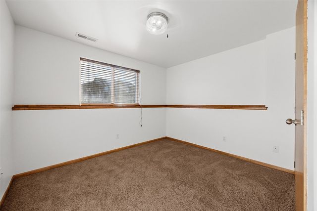 369 Raleigh Lane, Marion, IA 52302