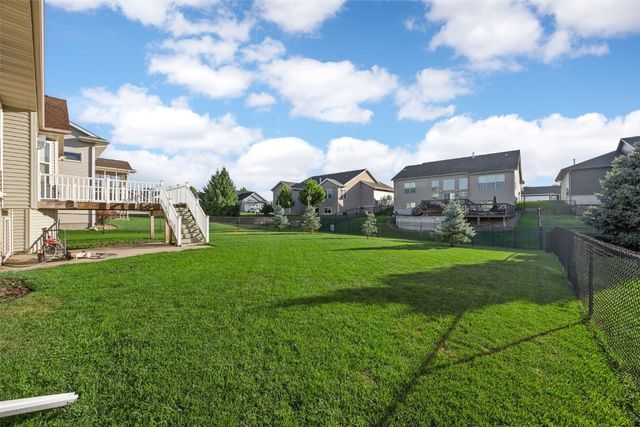 369 Raleigh Lane, Marion, IA 52302
