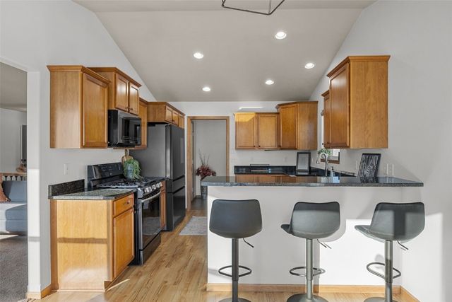 369 Raleigh Lane, Marion, IA 52302