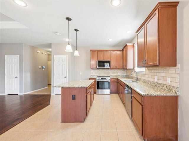 409 Mariscal Place, Fort Worth, TX 76131