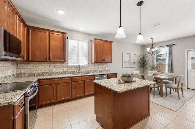 409 Mariscal Place, Fort Worth, TX 76131