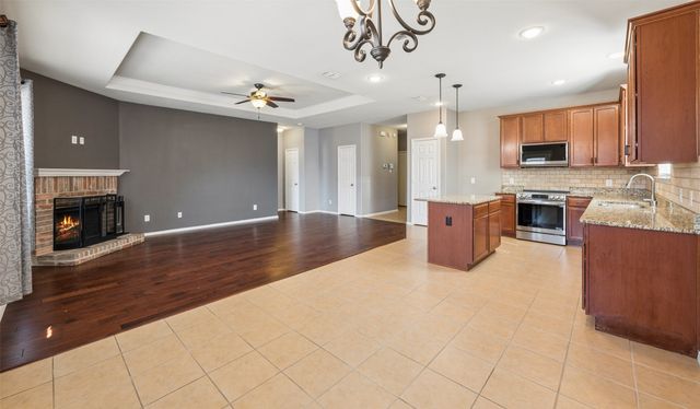 409 Mariscal Place, Fort Worth, TX 76131