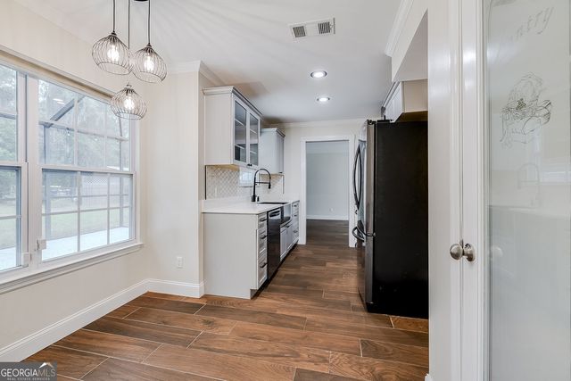 6 Jasmine Court, Savannah, GA 31406