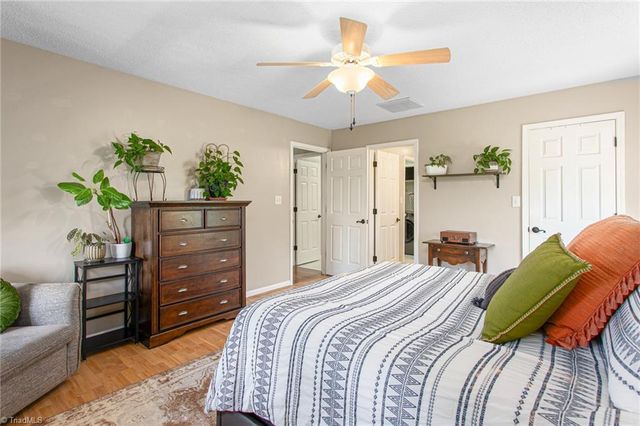 247 Twin Hill Road, Clemmons, NC 27012