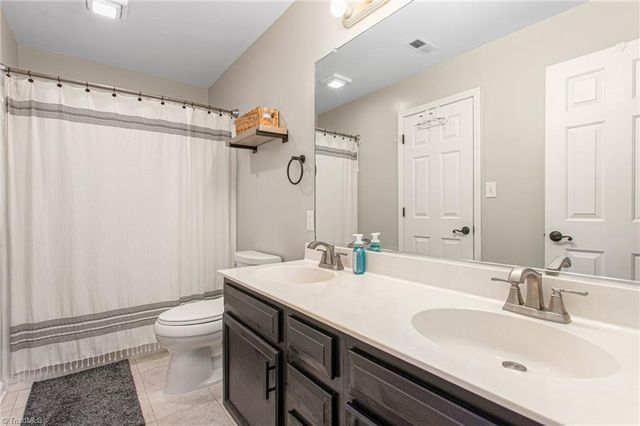 247 Twin Hill Road, Clemmons, NC 27012
