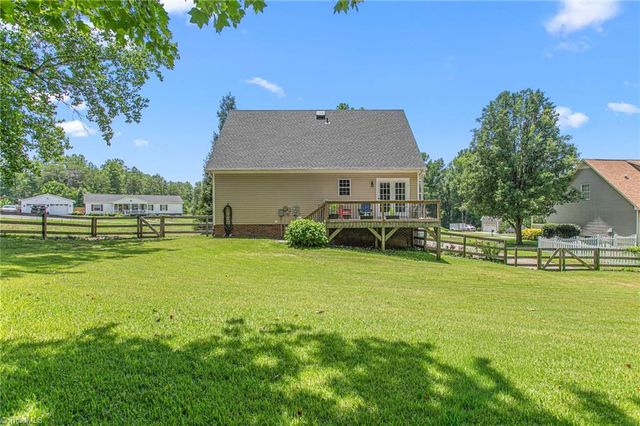 247 Twin Hill Road, Clemmons, NC 27012