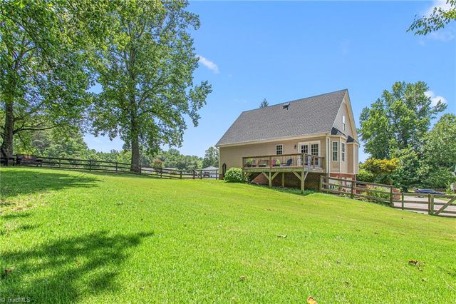 247 Twin Hill Road, Clemmons, NC 27012